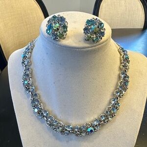 Lisner vintage Dazzling Silver and Blue Necklace and earrings  Set